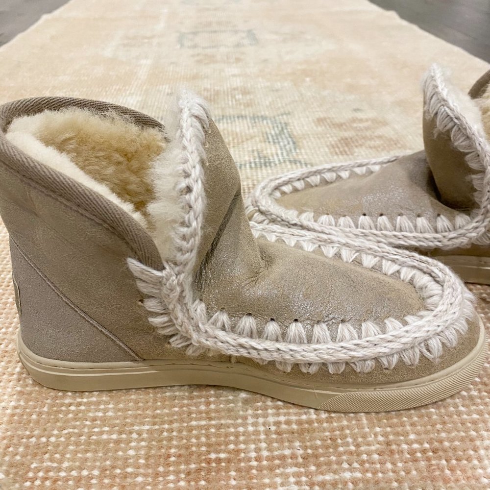 Mou Eskimo Sneaker Size 38 (7 US) Stone Metallic